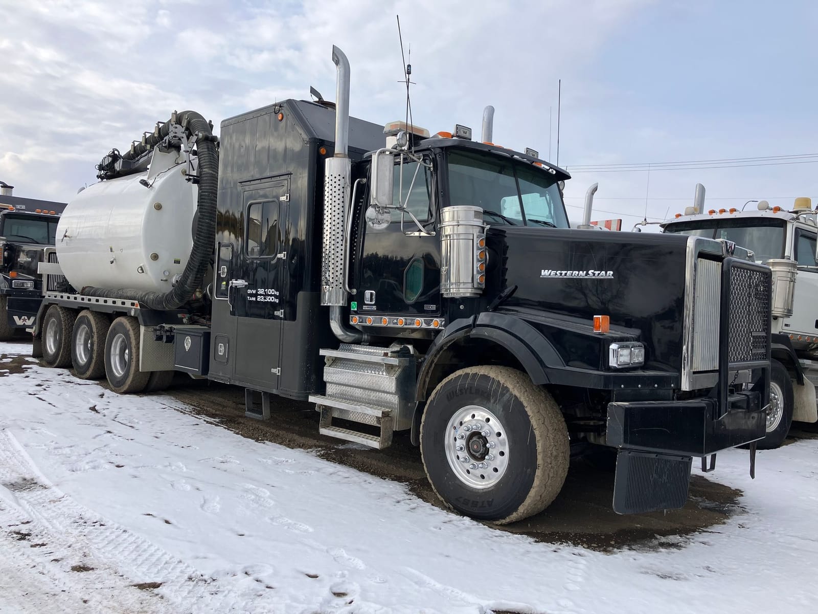 2015 Western Star 4900 6x8 Hydro Vacuum Truck