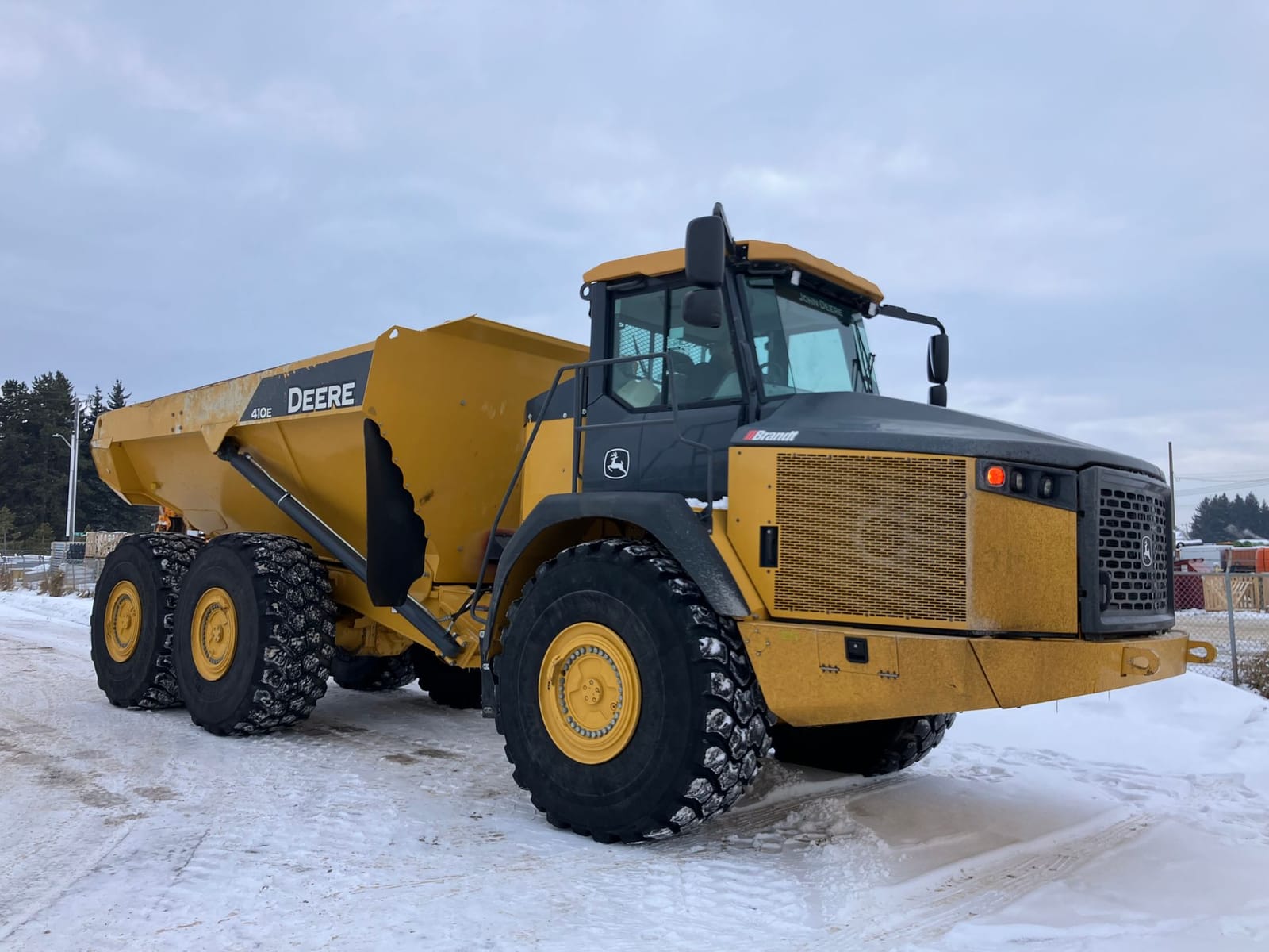 2019 John Deere 410E Articulating Dump Truck