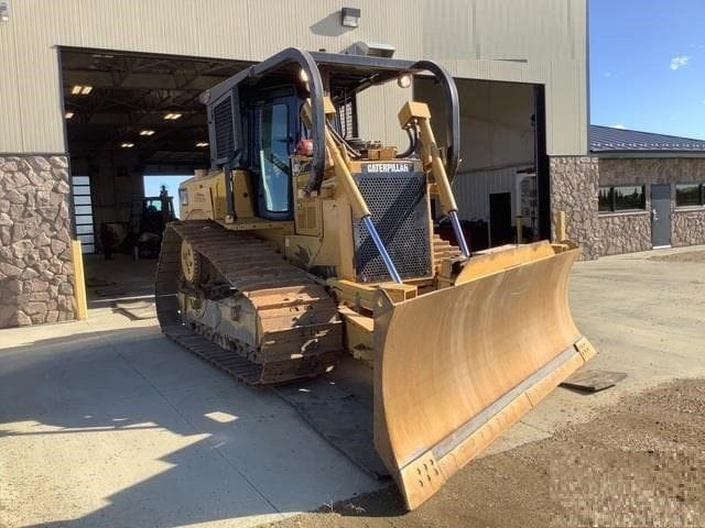 2011 Caterpillar D6T LGP Dozer