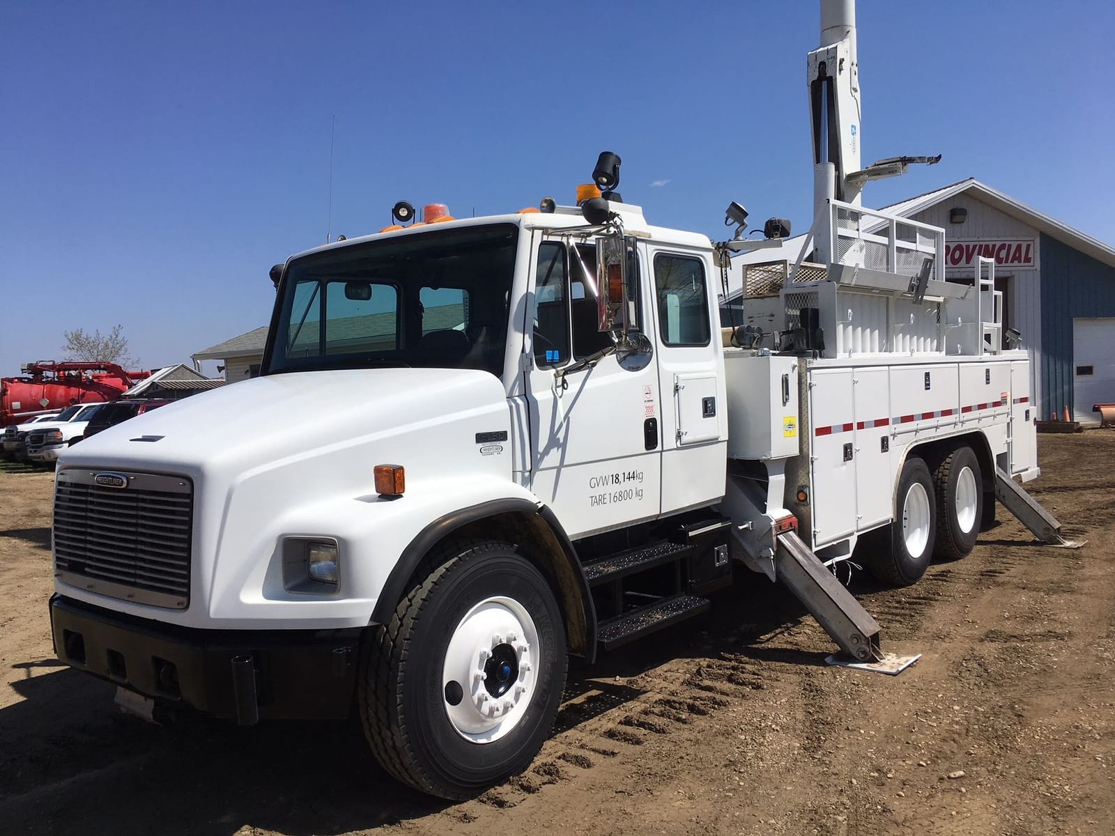 1990 Freightliner Tandem/Tandem Picker Truck