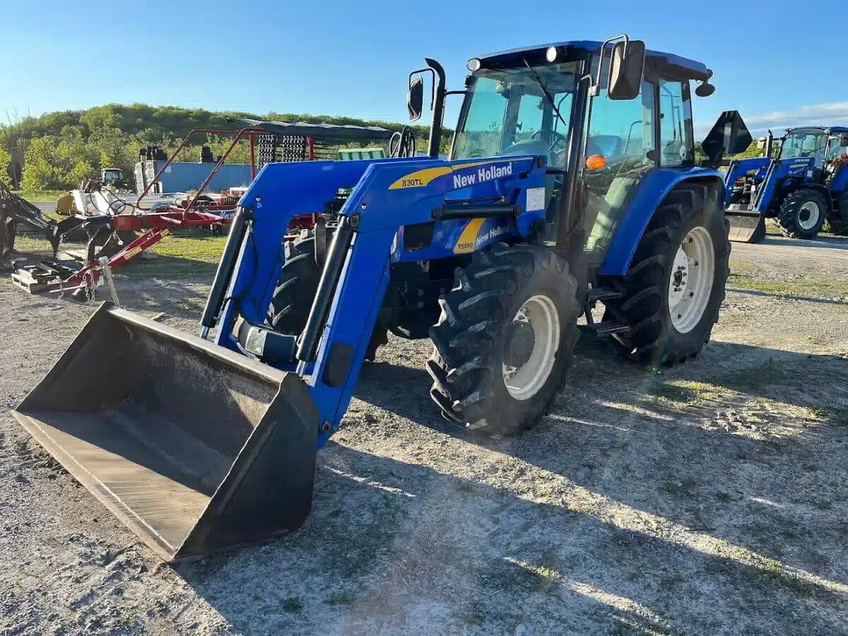 2009 New Holland T5050
