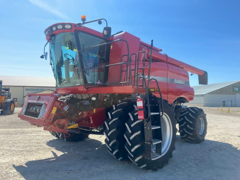 2012 CASE IH 7130 AXIAL FLOW COMBINE PACKAGE WITH CASE IH 2162 FLEX DRAPER HEAD