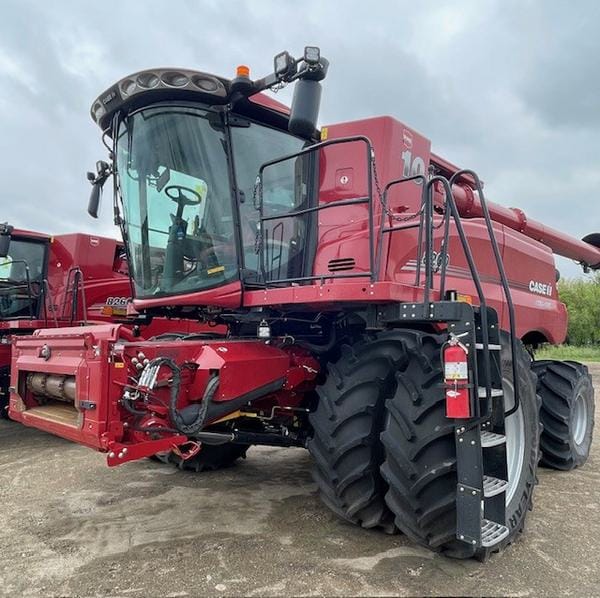 2025 Case IH 8260