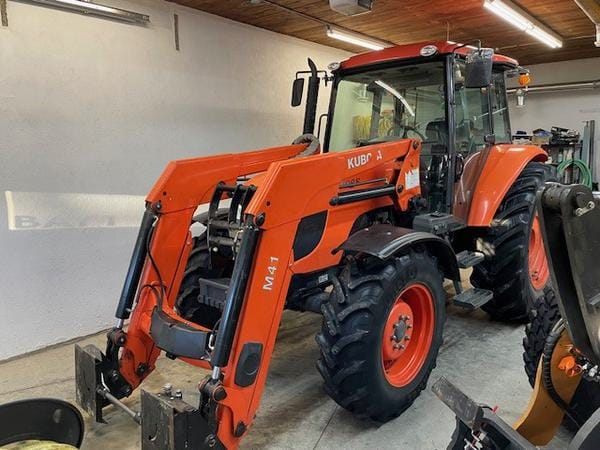 2014 Kubota M108S