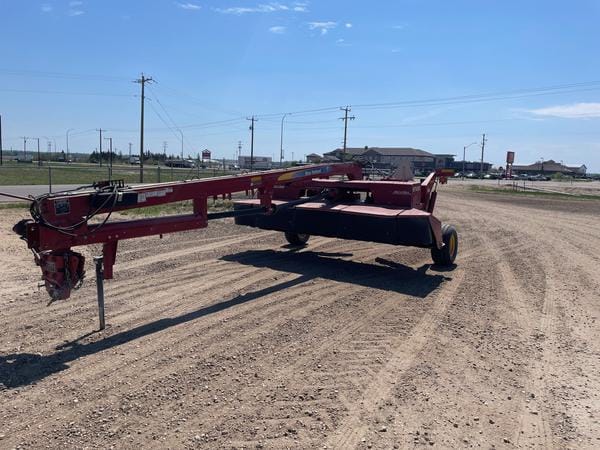 2012 New Holland H7450
