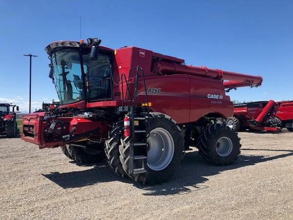 2025 Case IH 8260