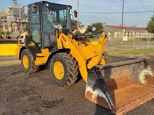 2020 CATERPILLAR 907M