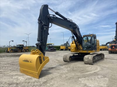 2024 John Deere 245 P