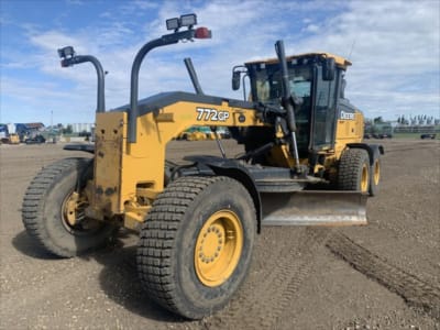 2019 John Deere 772G
