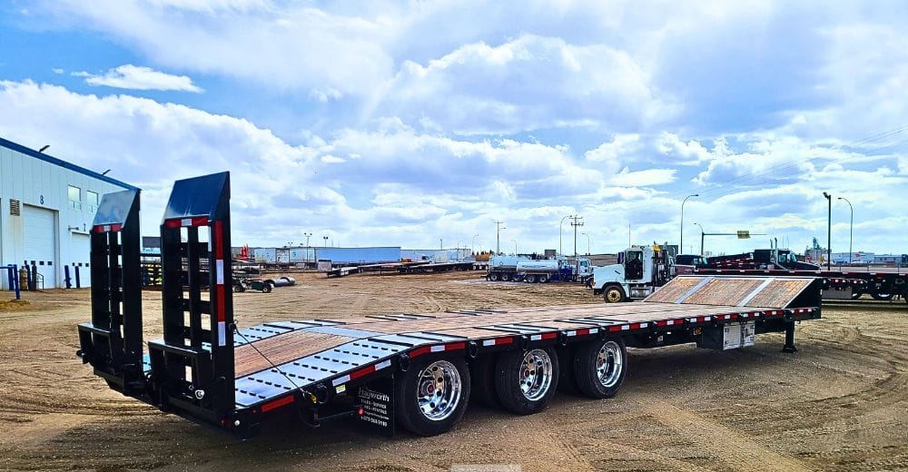 2027 Centerline 53′ Tridem Machinery Trailer
