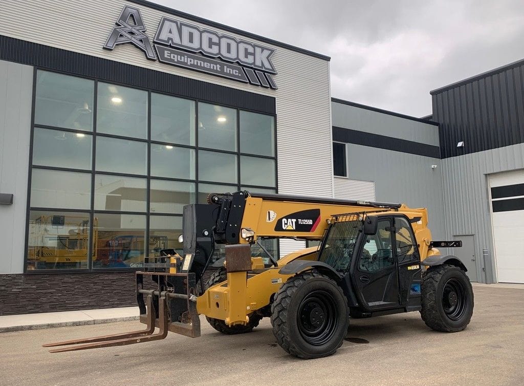2015 Caterpillar TL1255D Telehandler
