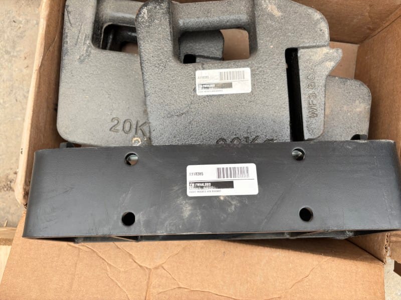 2026 YANMAR FRONT WEIGHT BRACKET WITH 5 SUITCASE WEIGHTS