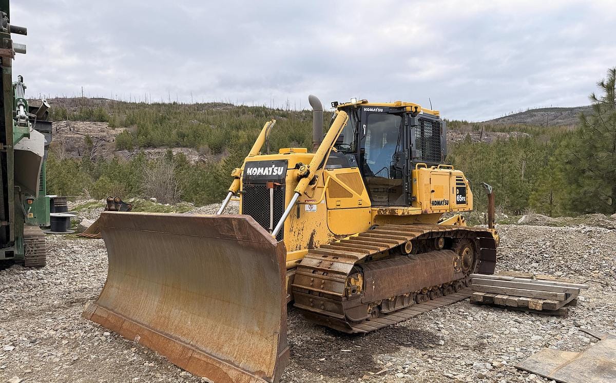 2014 Komatsu D65i Dozer