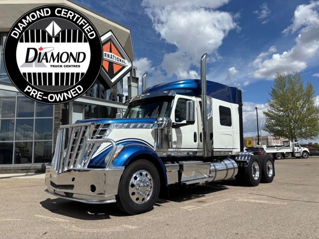 2022 International® LoneStar 6x4