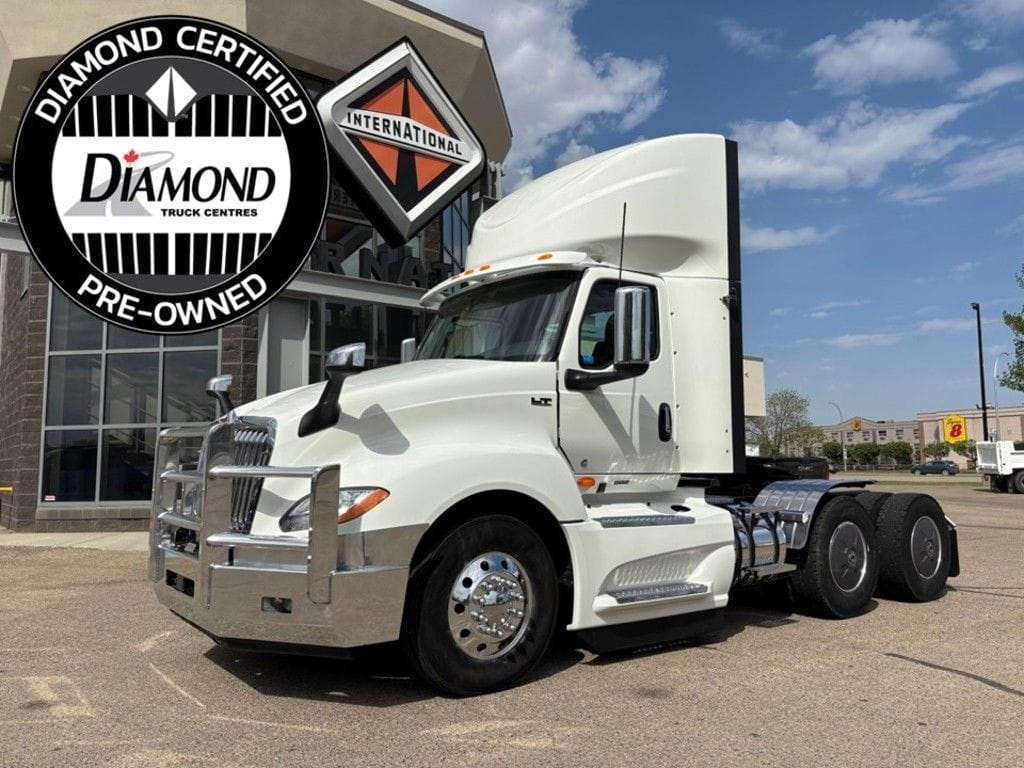 2023 International® LT 6x4