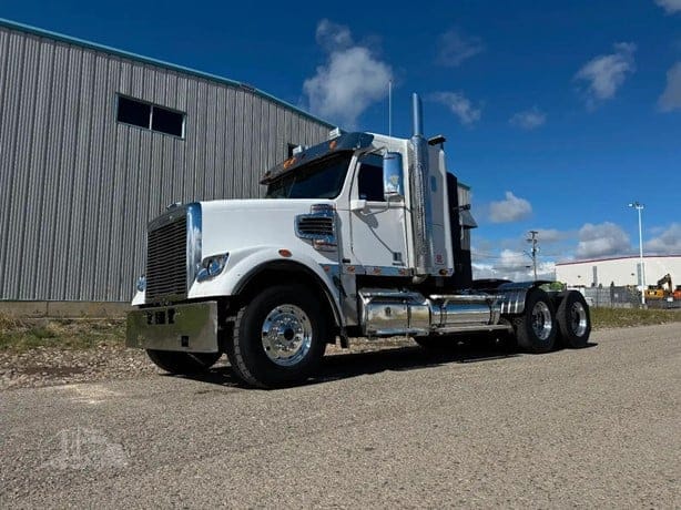 2013 FREIGHTLINER CORONADO 122