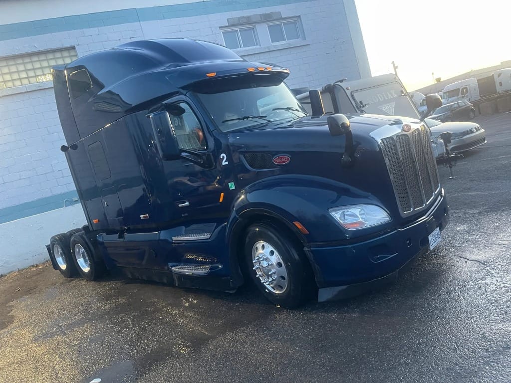 Peterbilt 579 2021
