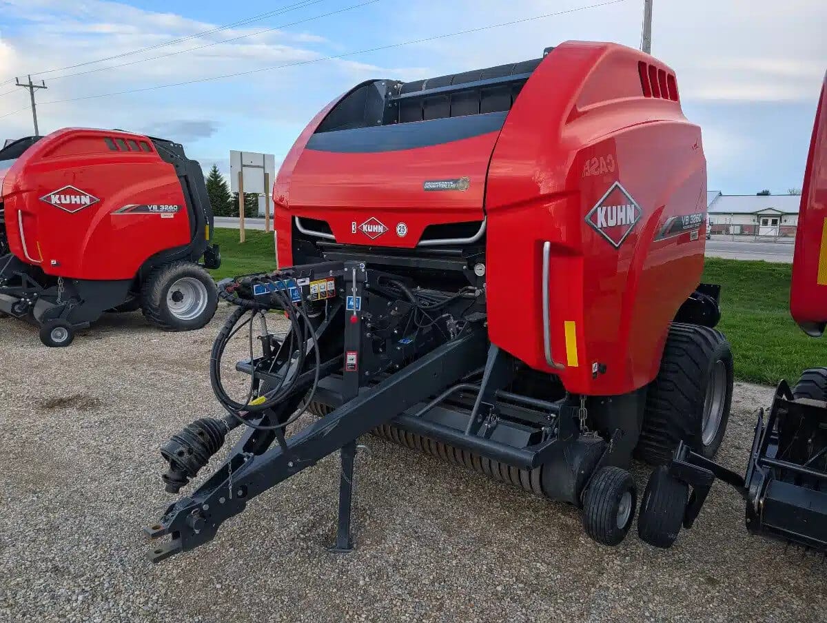 2025 Kuhn VB3260