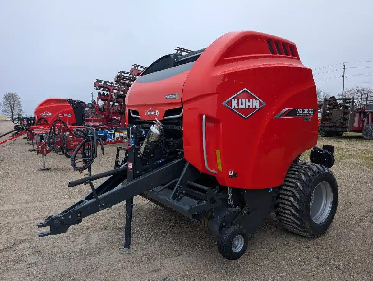 2025 Kuhn VB3260