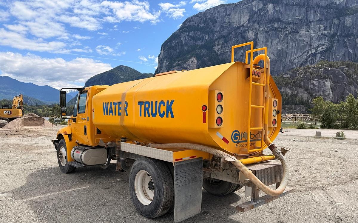 2013 International Single Axle Water Truck