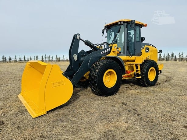 2023 DEERE 544 P-TIER