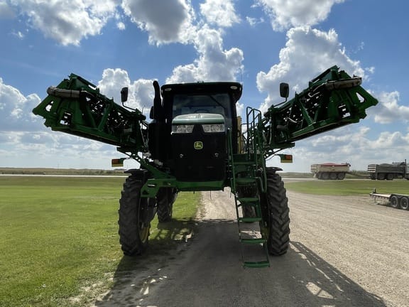 2018 John Deere R4038