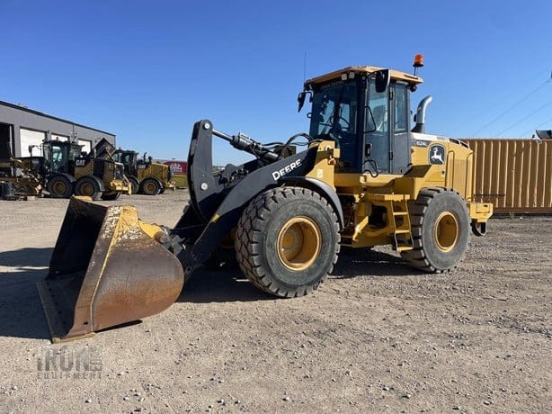 2020 DEERE 624L