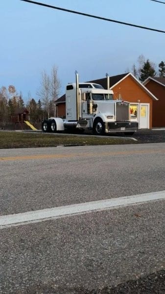 Kenworth W900L 2019