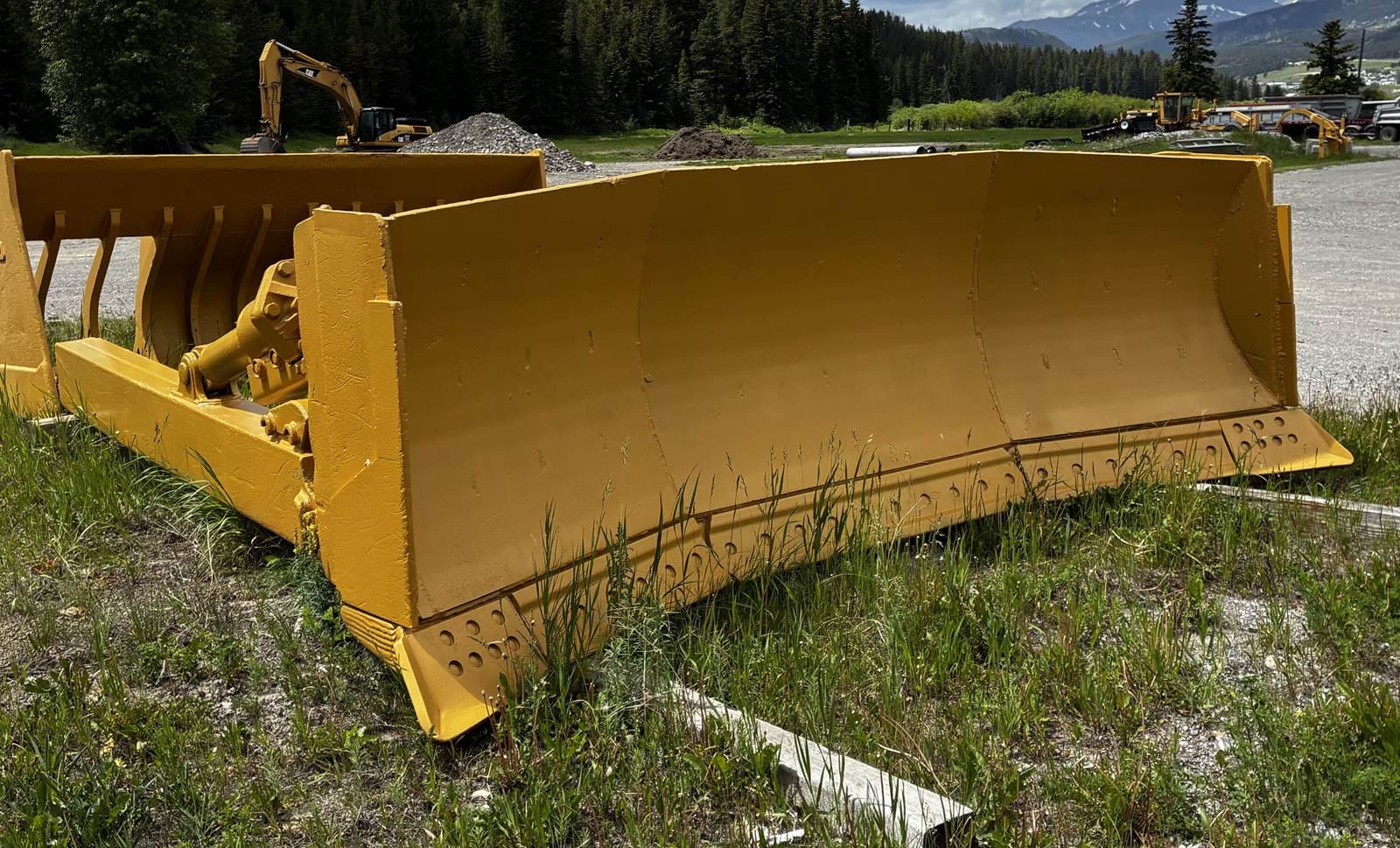 Caterpillar D8H/D8K U Blade