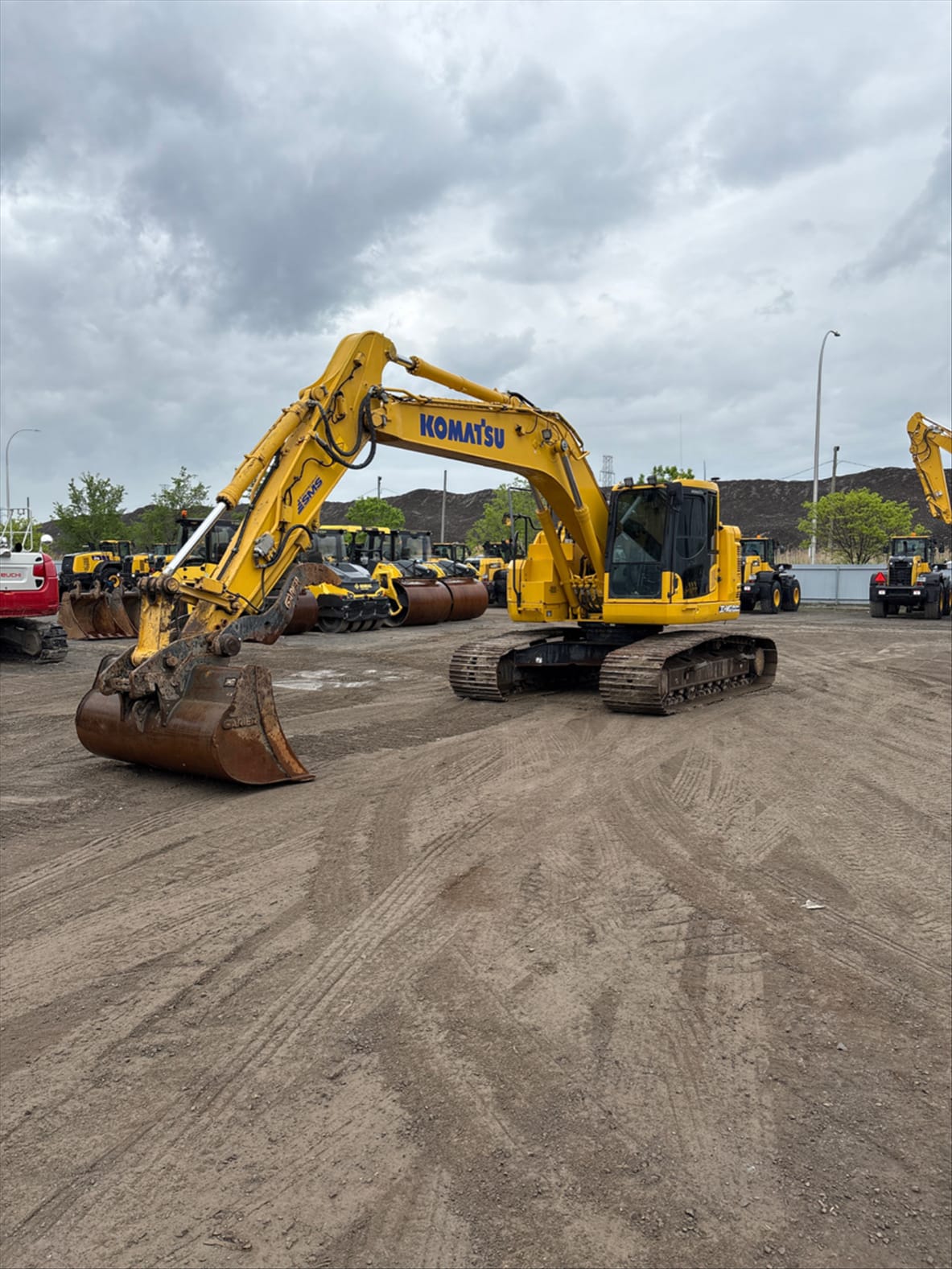 Komatsu PC238USLC-11 2023