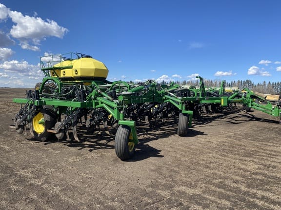 2019 John Deere 1870