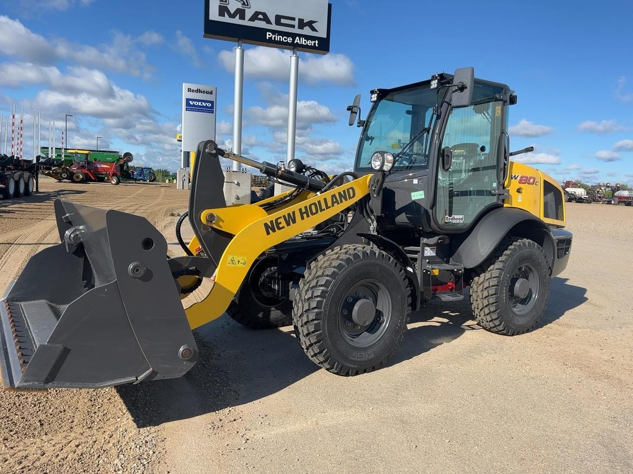 2023 NEW HOLLAND W80C