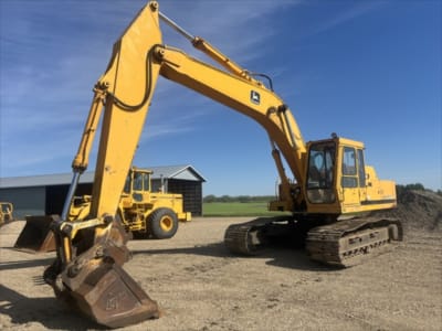 1984 John Deere 790