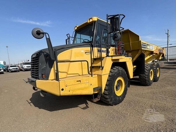 2013 KOMATSU HM300-3