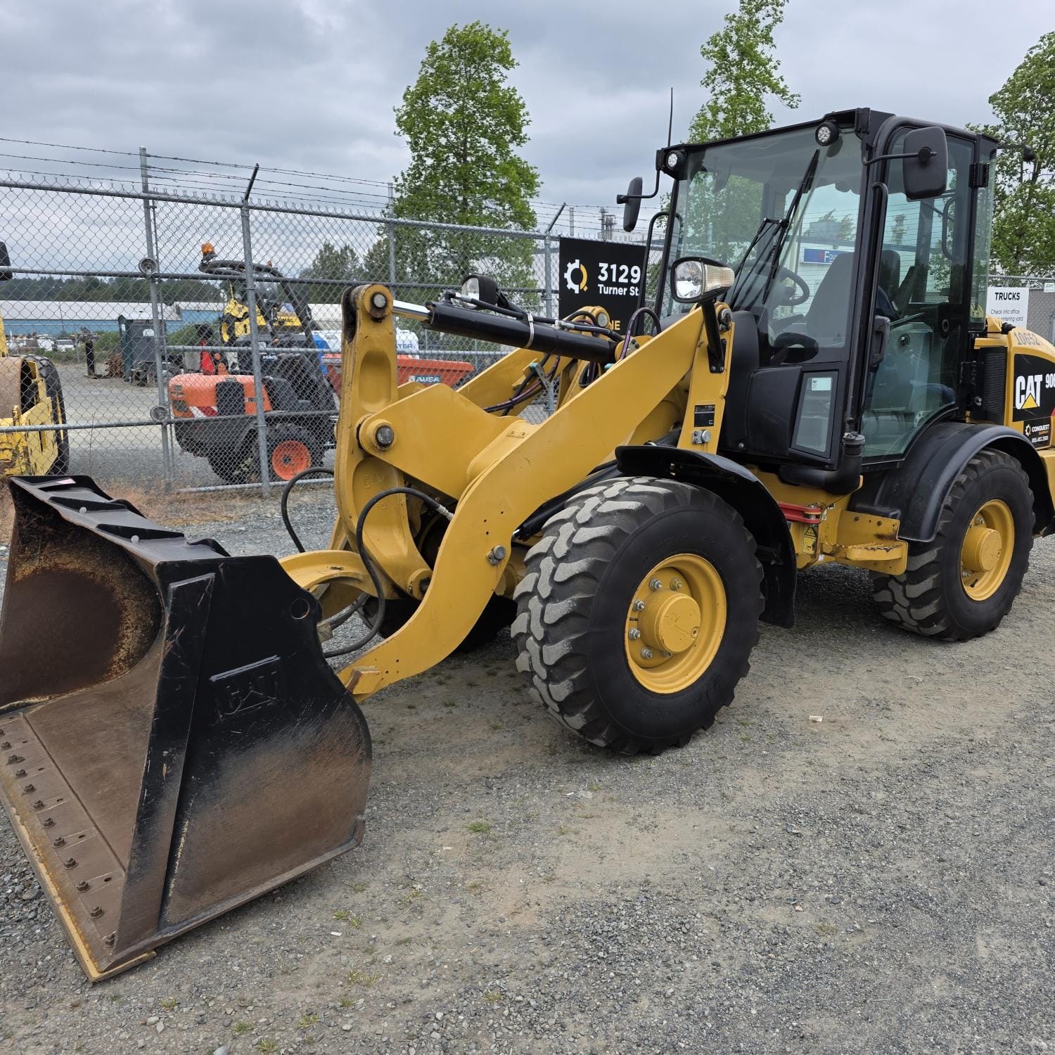 2019 CAT 												906