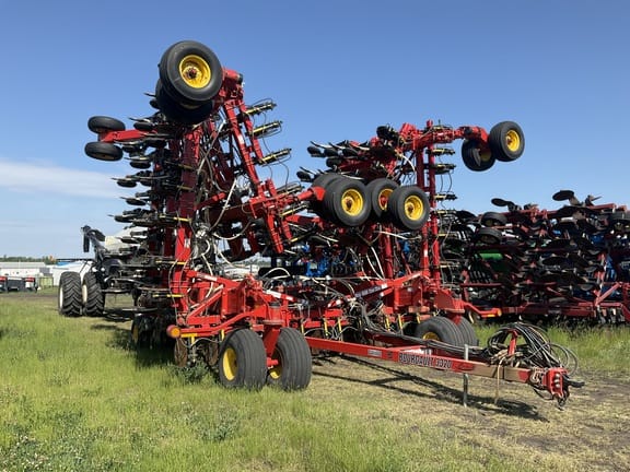 2012 Bourgault 3320
