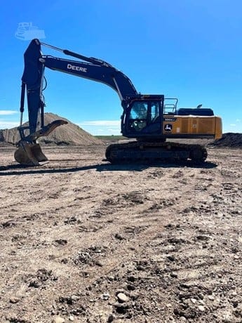 2022 DEERE 350G LC