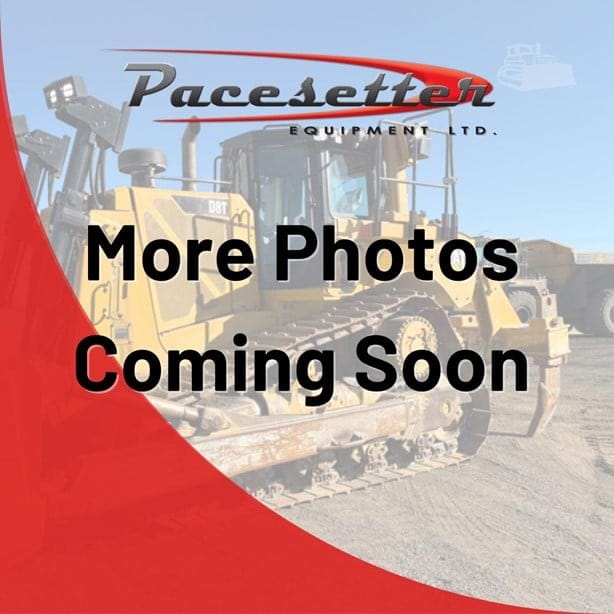 2018 CATERPILLAR D8T