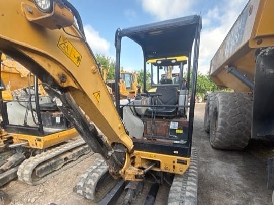 2016 CATERPILLAR 302 . 7DCR