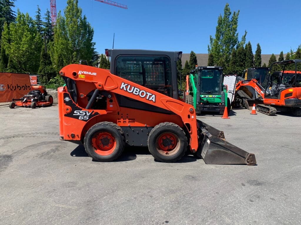 2016 Kubota SSV65HFRC Skid Steer