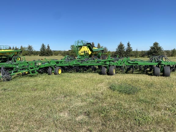 2023 John Deere P680