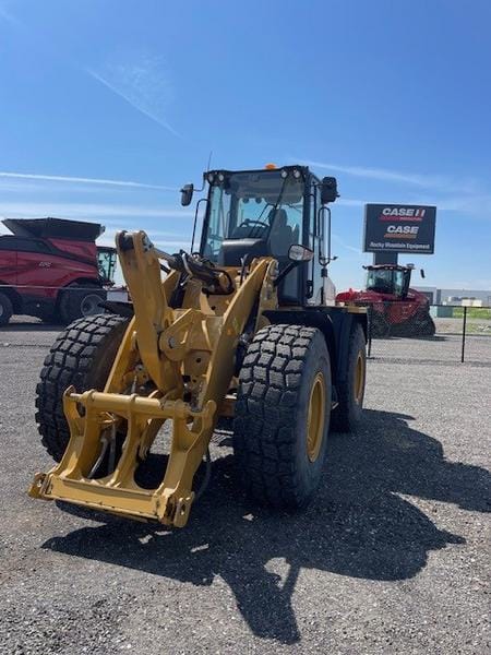 2025 Caterpillar 920