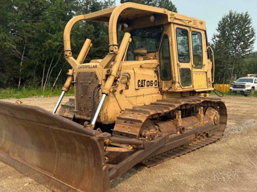 CATERPILLAR D6D
