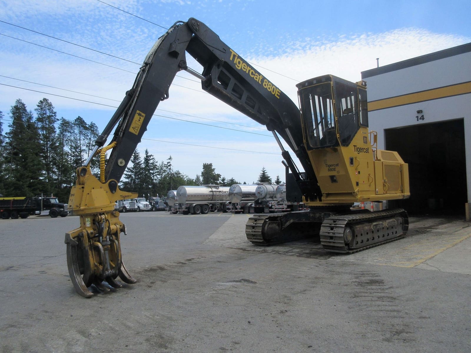 2022 Tigercat 880E