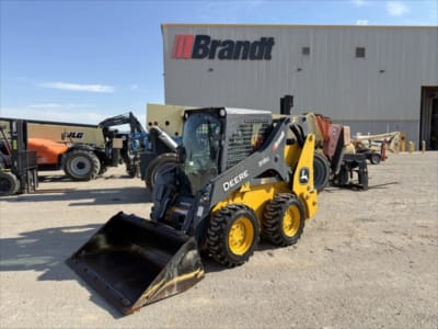2023 John Deere 318G