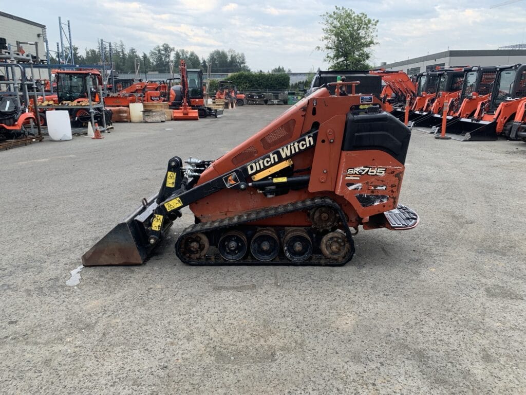 2016 Ditch Witch SK755