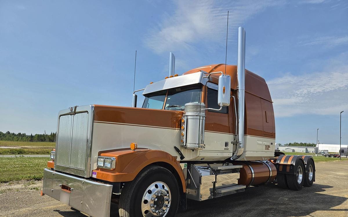 2023 Western Star 4900EX Sleeper Truck Tractor