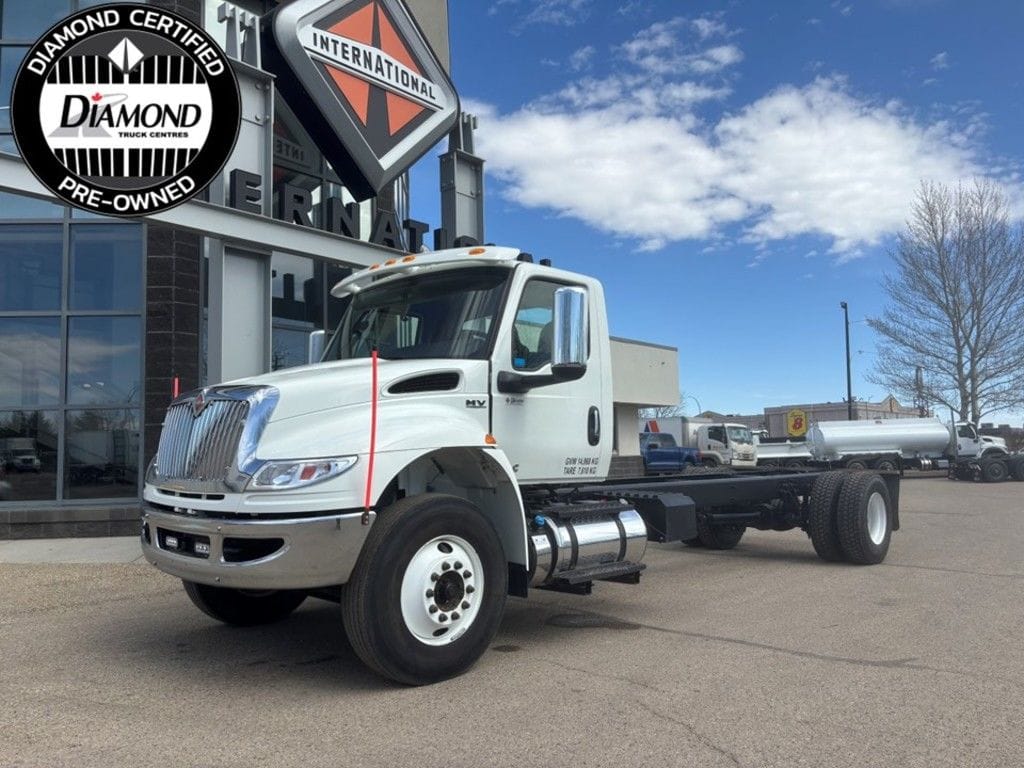 2021 International MV 4x2