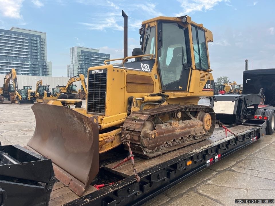 2005 CATERPILLAR D3G XL