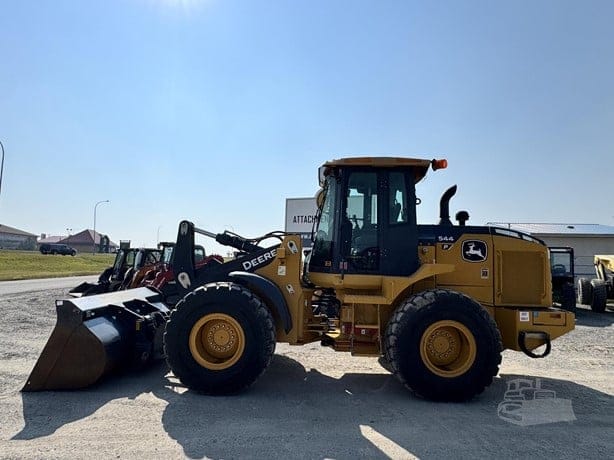 2023 DEERE 544 P-TIER